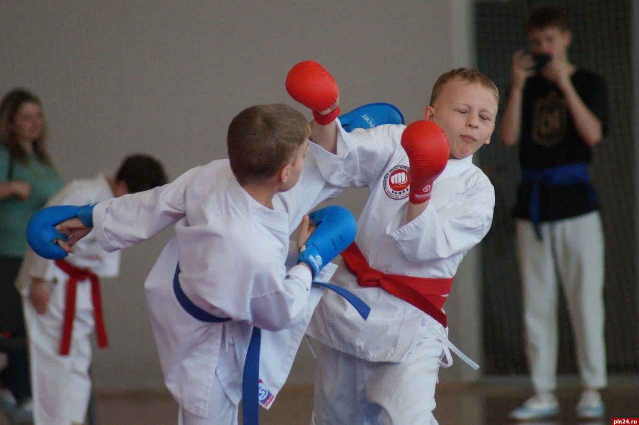 Открытый городской турнир по карате WKF «Юный мастер» прошел в Пскове