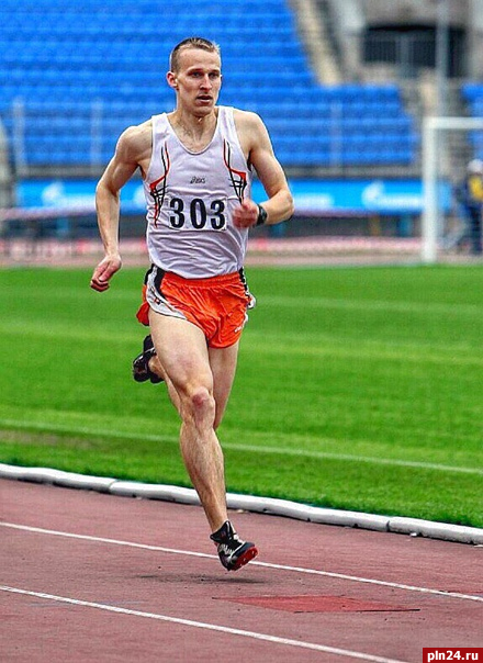 Псковский пристав стал победителем чемпионата области по легкоатлетическому кроссу