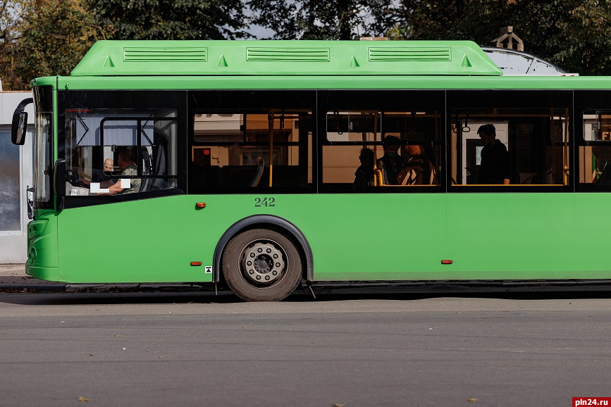 Автобус №16 в Пскове теперь будет заезжать на улицу Кузбасской Дивизии