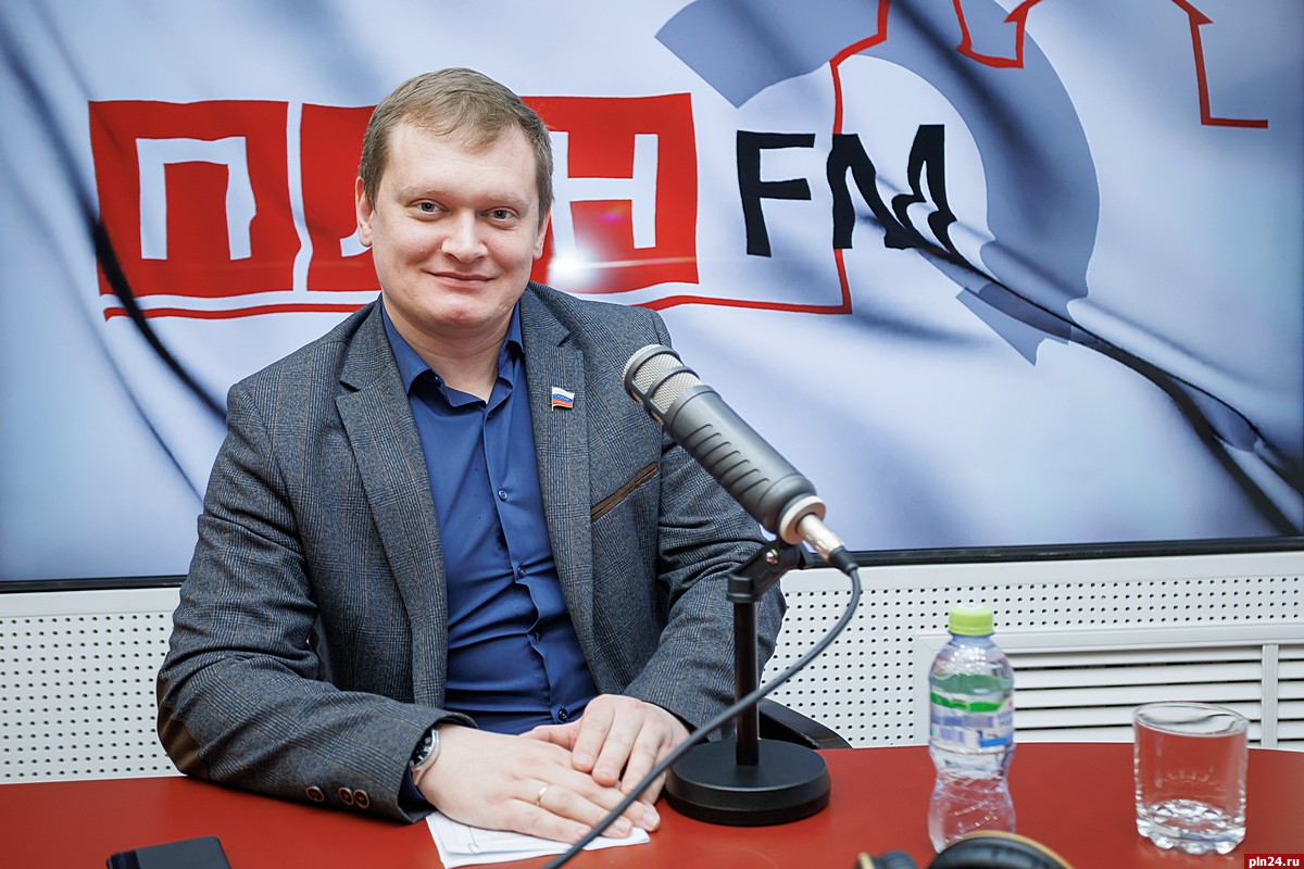 Депутат Евгений Васильев о работе в зоне СВО и списке добрых дел