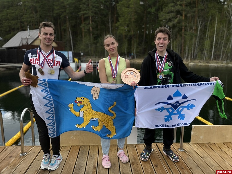 Псковичи получили медали на кубке России по зимнему плаванию