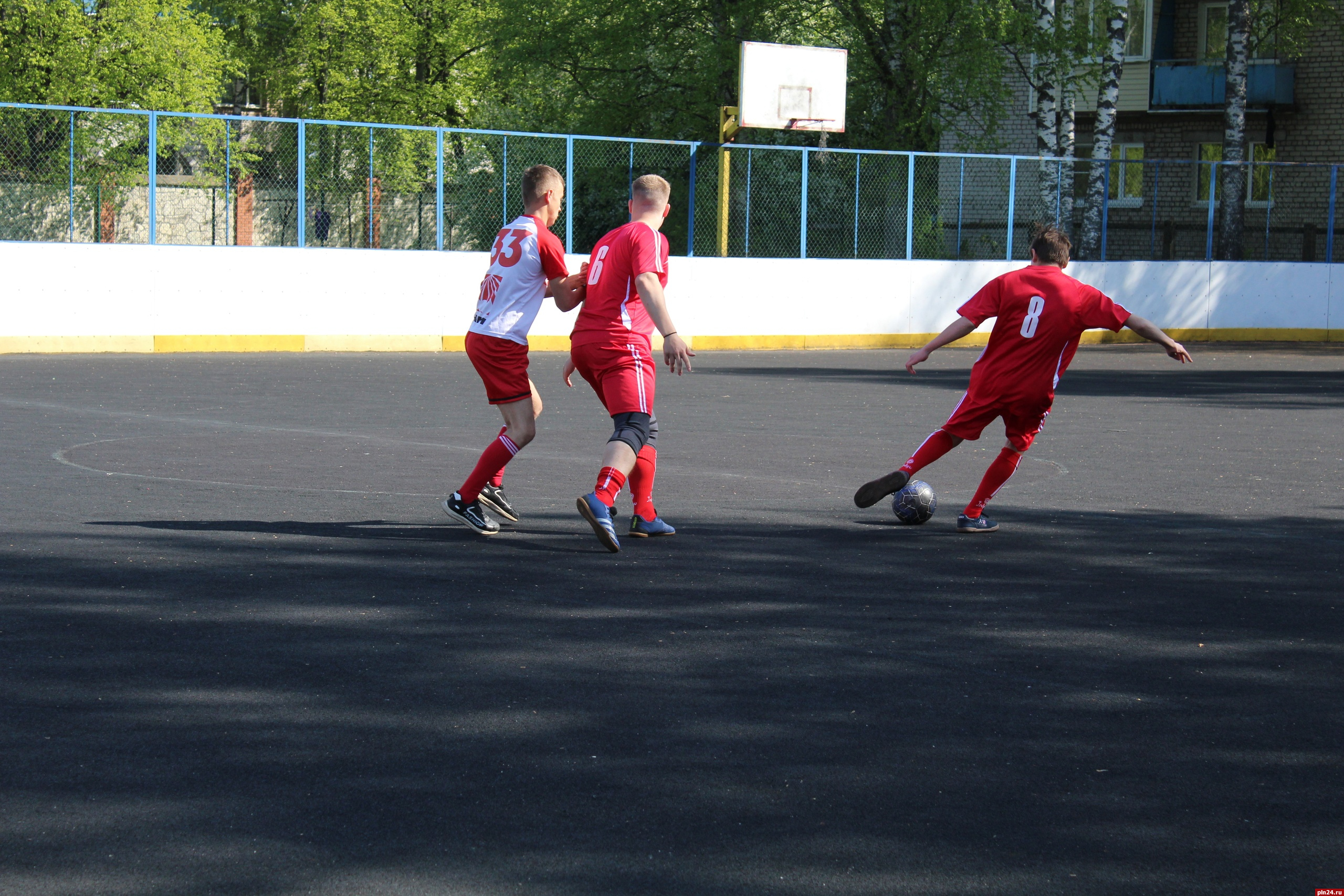 Отборочные матчи футбольного турнира детского фонда «Маленькие сердца» прошли в Опочке