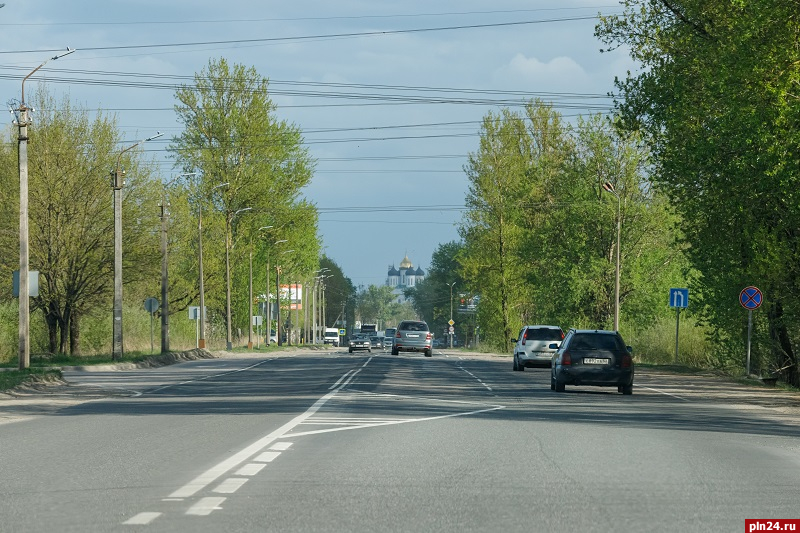 Организацию дорожного движения изменили в некоторых частях Пскова