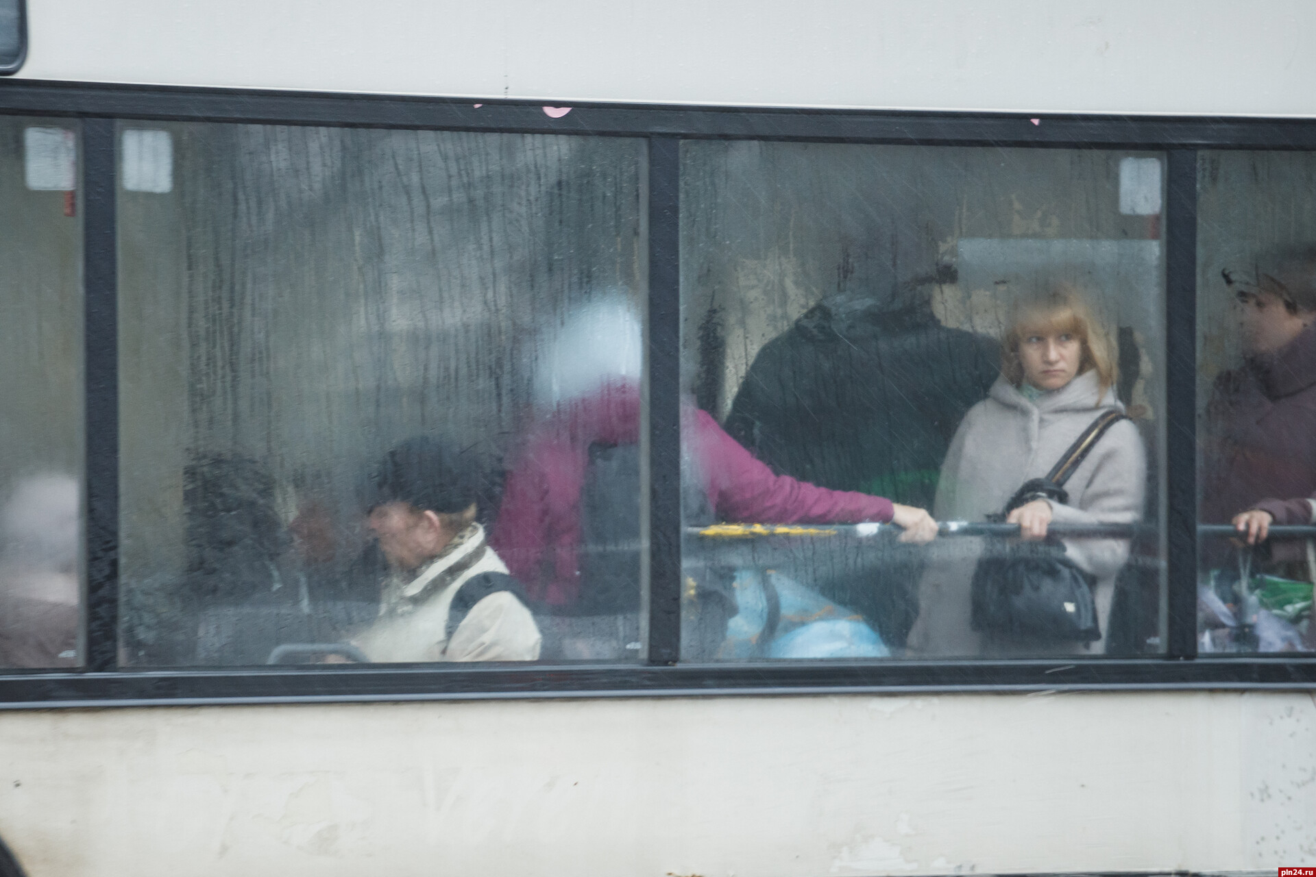 Жителя Пскова будут судить за кражу рюкзака в автобусе