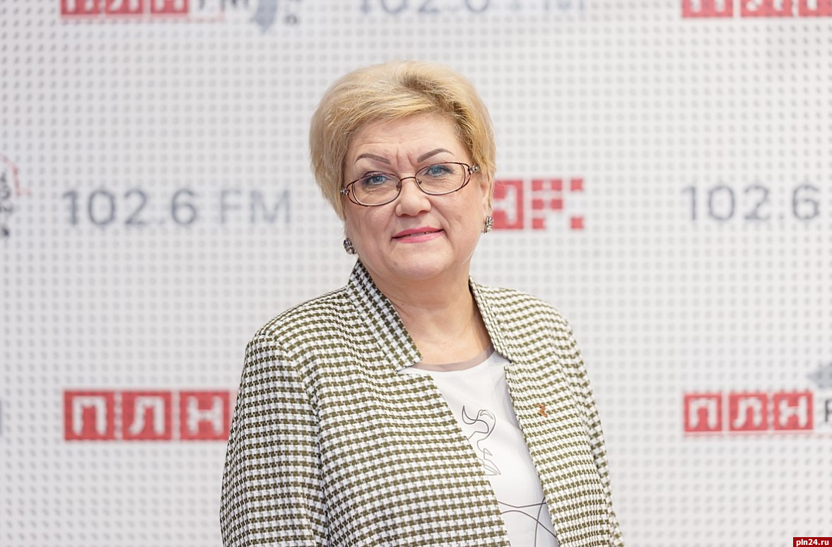 Елена Даньшова - об отчете губернатора: Приятно слышать, что сфера образования самая результативная
