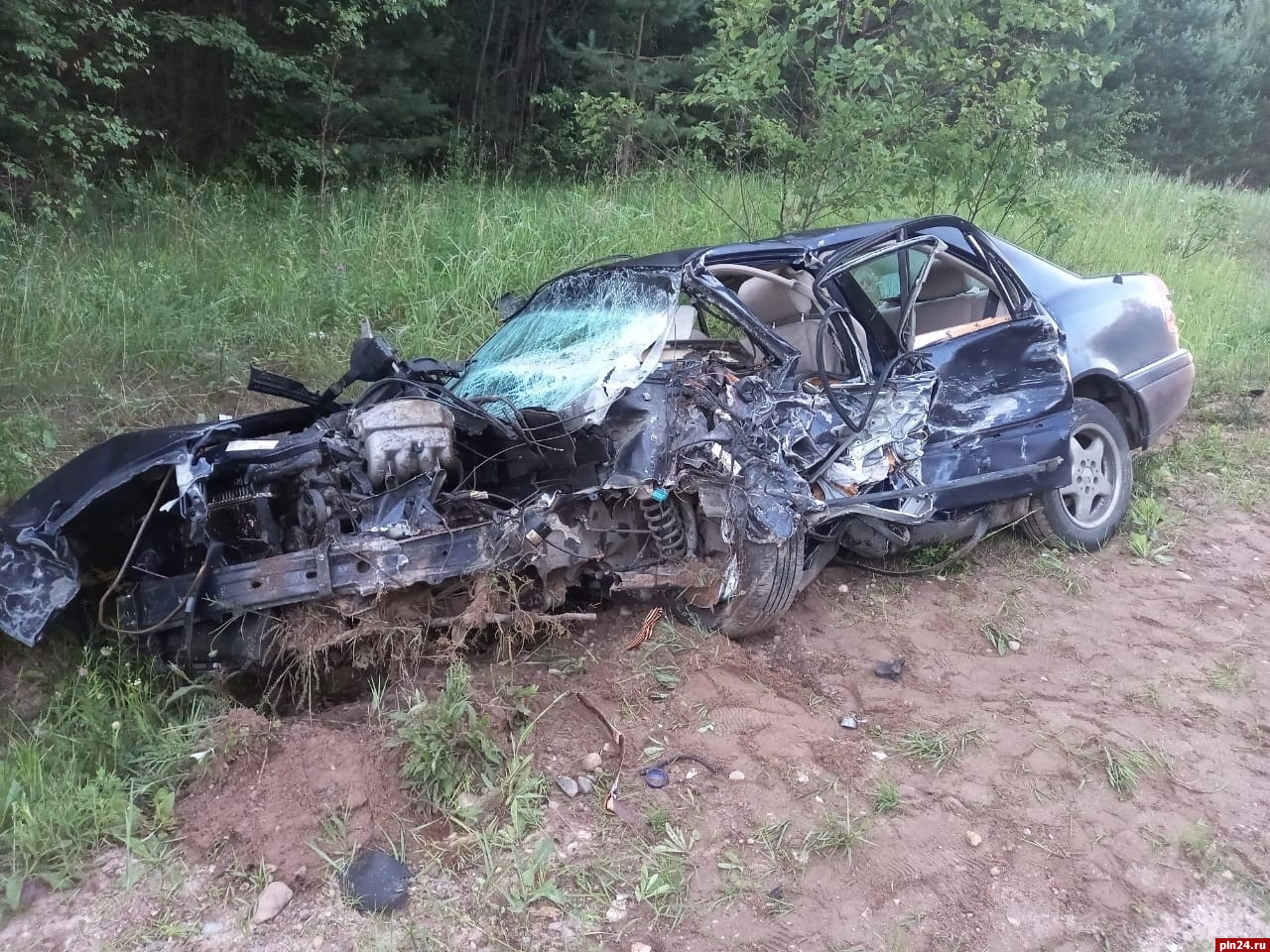 Двое водителей пострадали в результате ДТП в Опочецком районе
