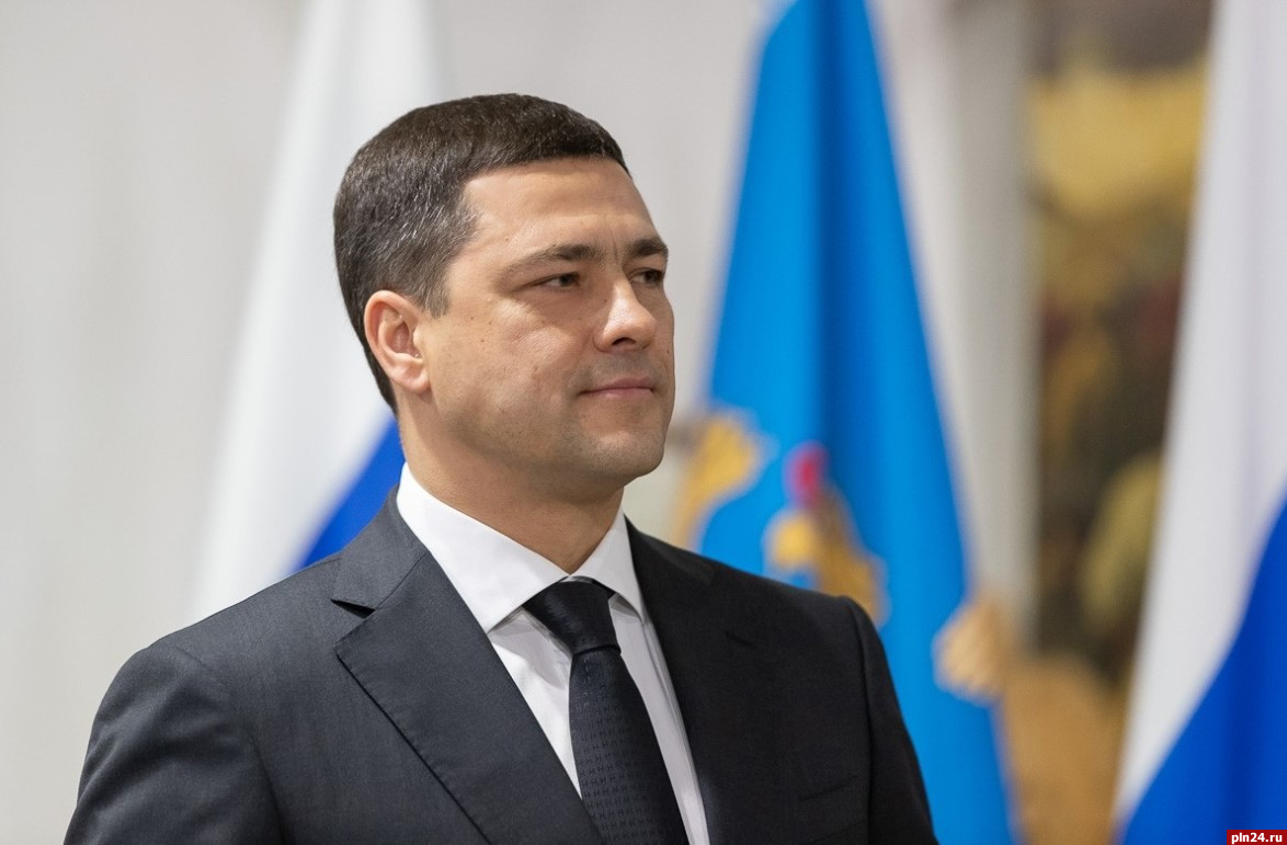 Действующий губернатор удерживает лидерство на выборах главы Псковской области