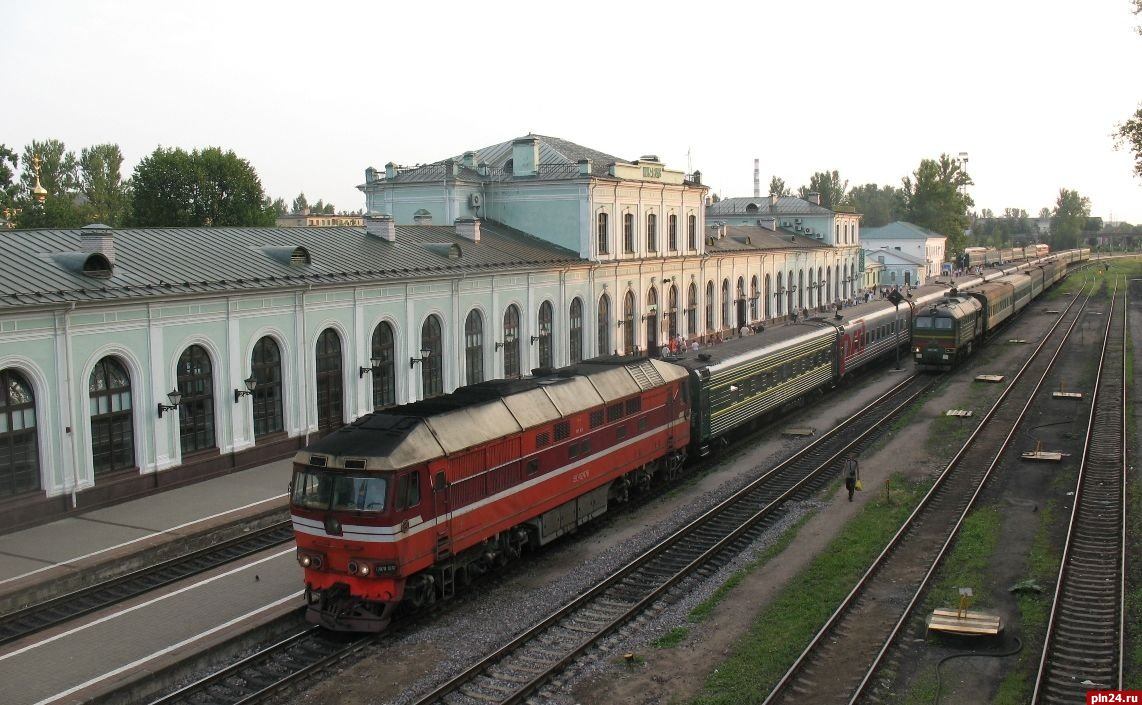 Поезд Москва - Псков совершит несколько рейсов в октябре необычным маршрутом