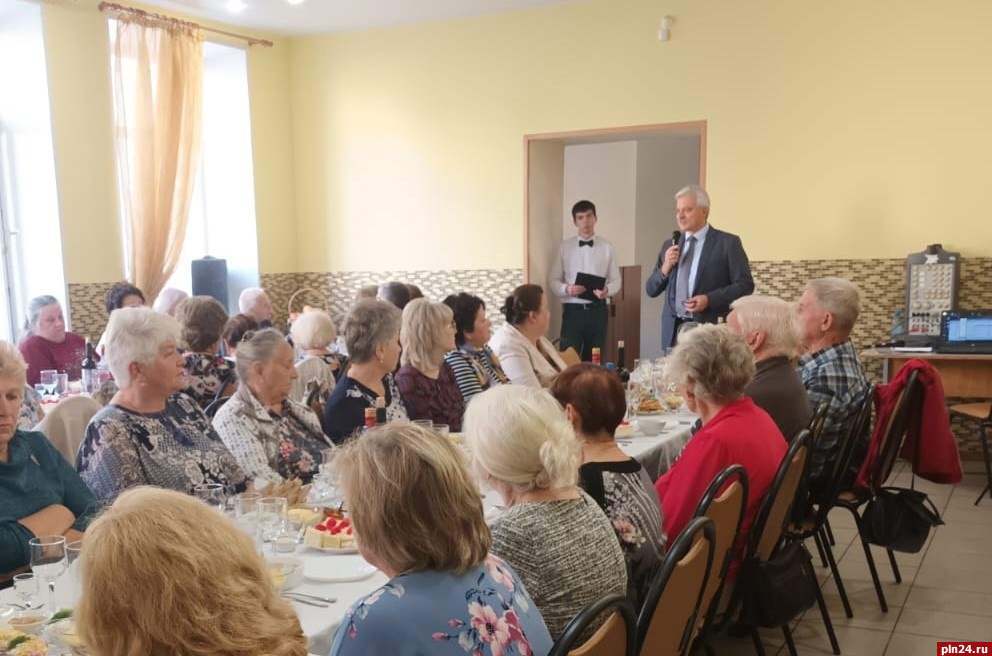 Встреча ветеранов потребительской кооперации состоялась в Пскове