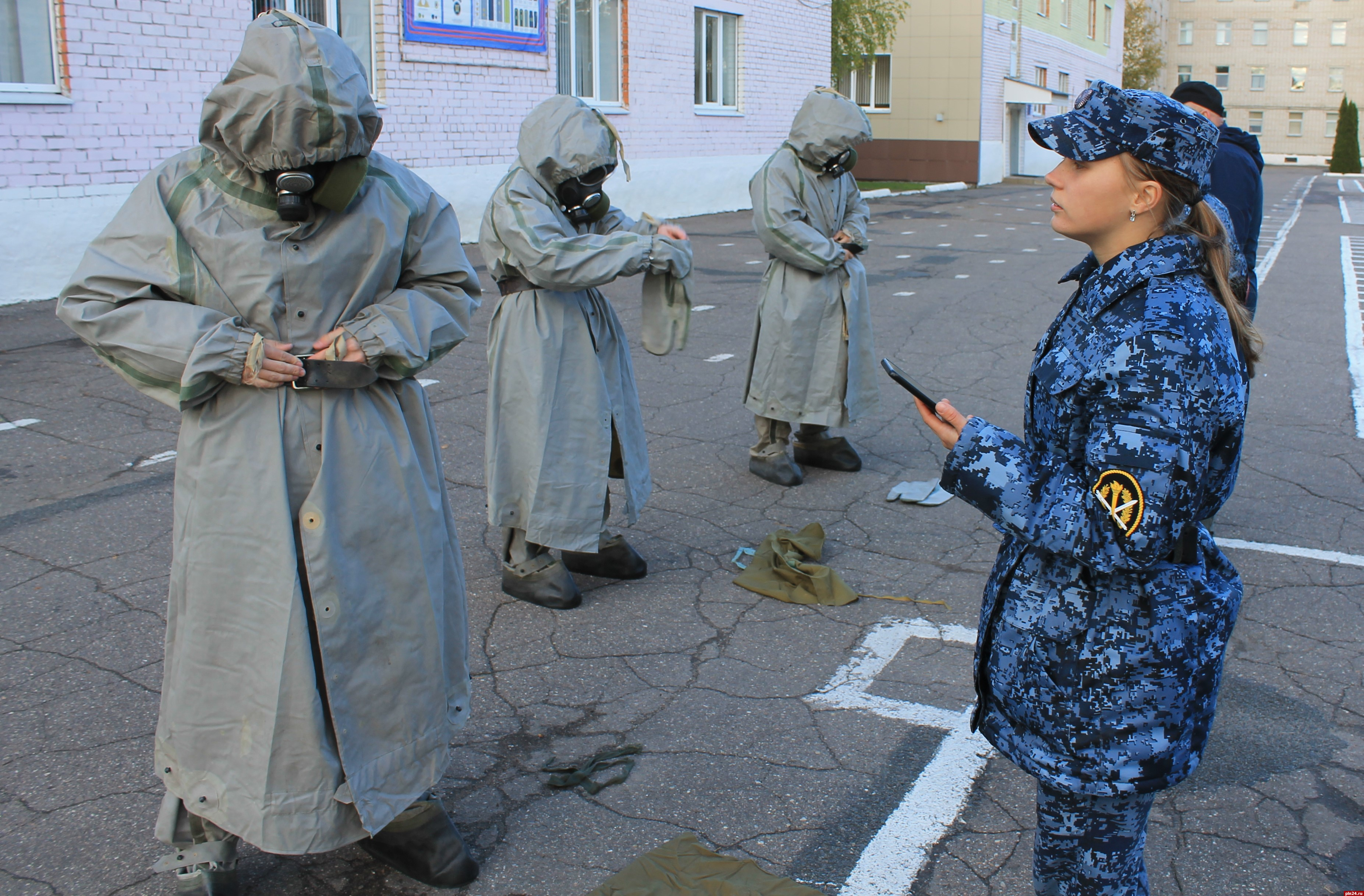Псковские курсанты приняли участие в военно-прикладных соревнованиях 