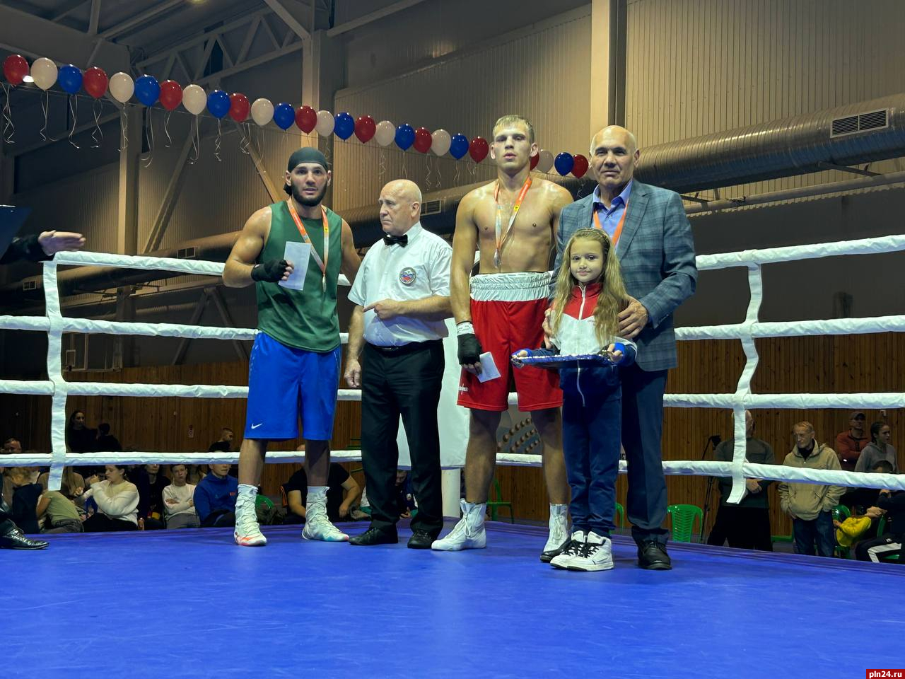 Псковские боксеры  одержали семь побед в  турнире памяти Евгения Клевцова
