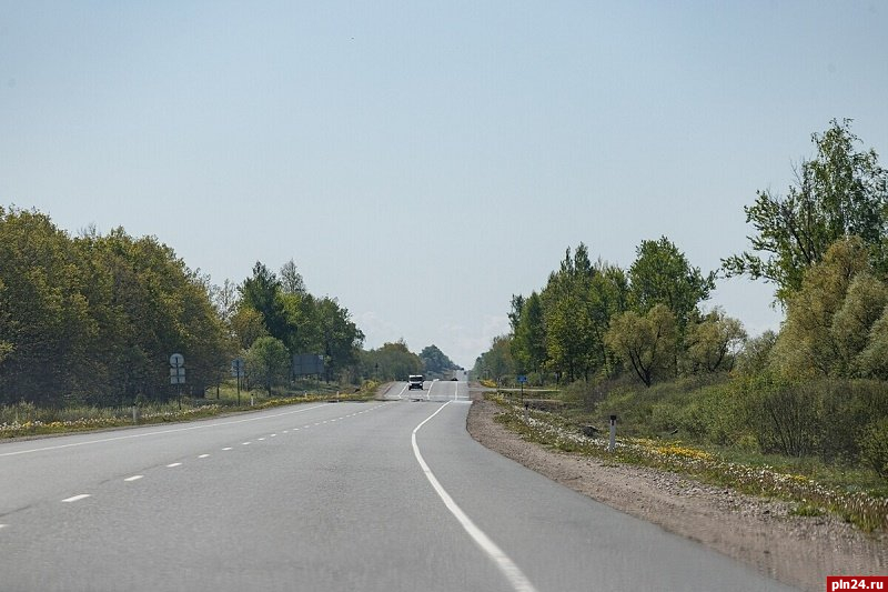 Скорость движения в направлении Пскова ограничат на участках трассы Р-23