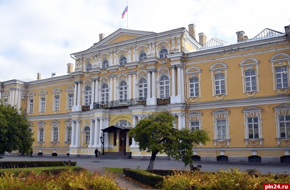 Дмитрий Шахов посетил заседание суда в Петербурге по делу о правах двух псковичей