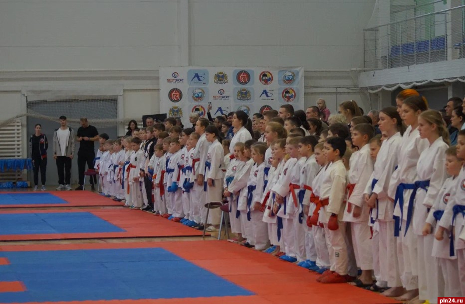 Чемпионат и первенство города по карате WKF прошли в Пскове 18 ноября
