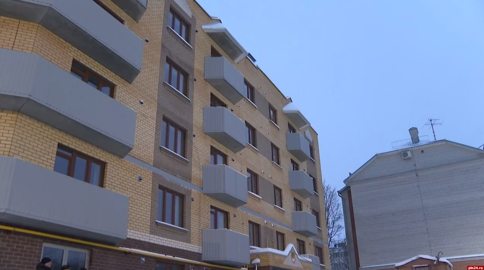 В Пскове завершили строительство дома №4б на улице Петровской