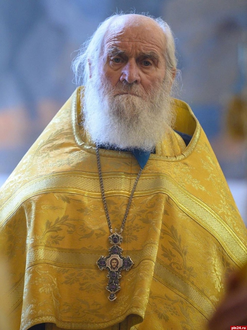 Скончался один из старейших священников Псковской епархии Петр Кольцов