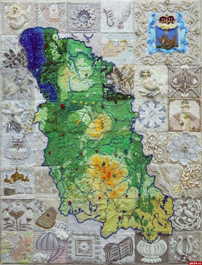 Вышитая карта Псковской области отправится в путешествие по региону