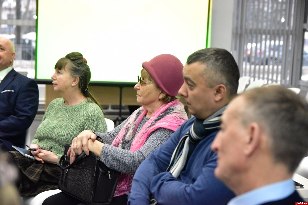 Старших по домам в Пскове познакомили с практикой восстановления сил