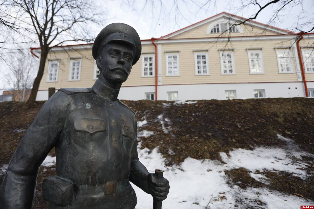 Вандалы отломали штык на памятнике солдату Первой мировой войны в Пскове