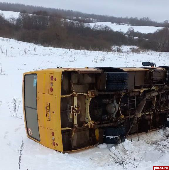 Ещё два ДТП с участием автобусов произошло в Псковской области