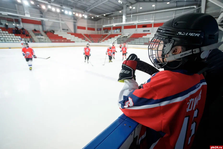 «Титан» стал официальным партнером псковского детского хоккея