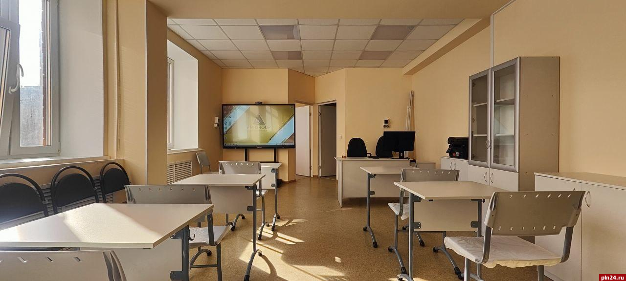 Компьютеры и проектор установили в Школе сахарного диабета в Пскове