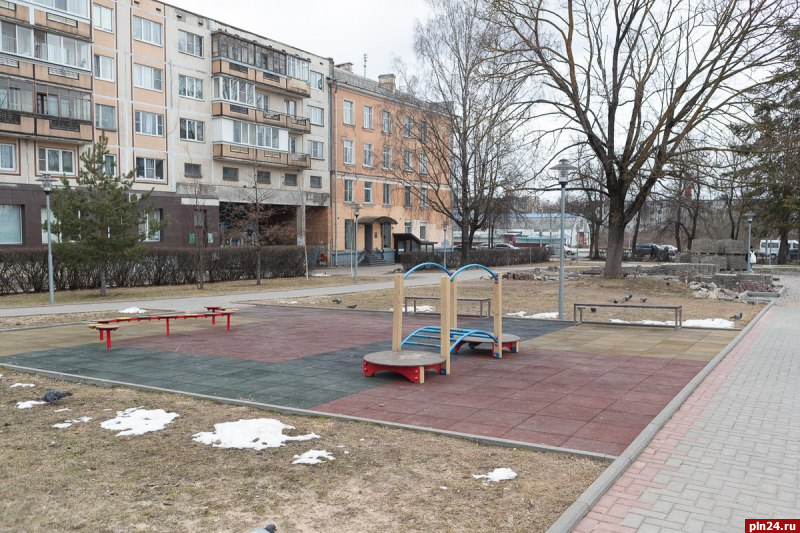 Две новые многофункциональные детские площадки появятся в Пскове