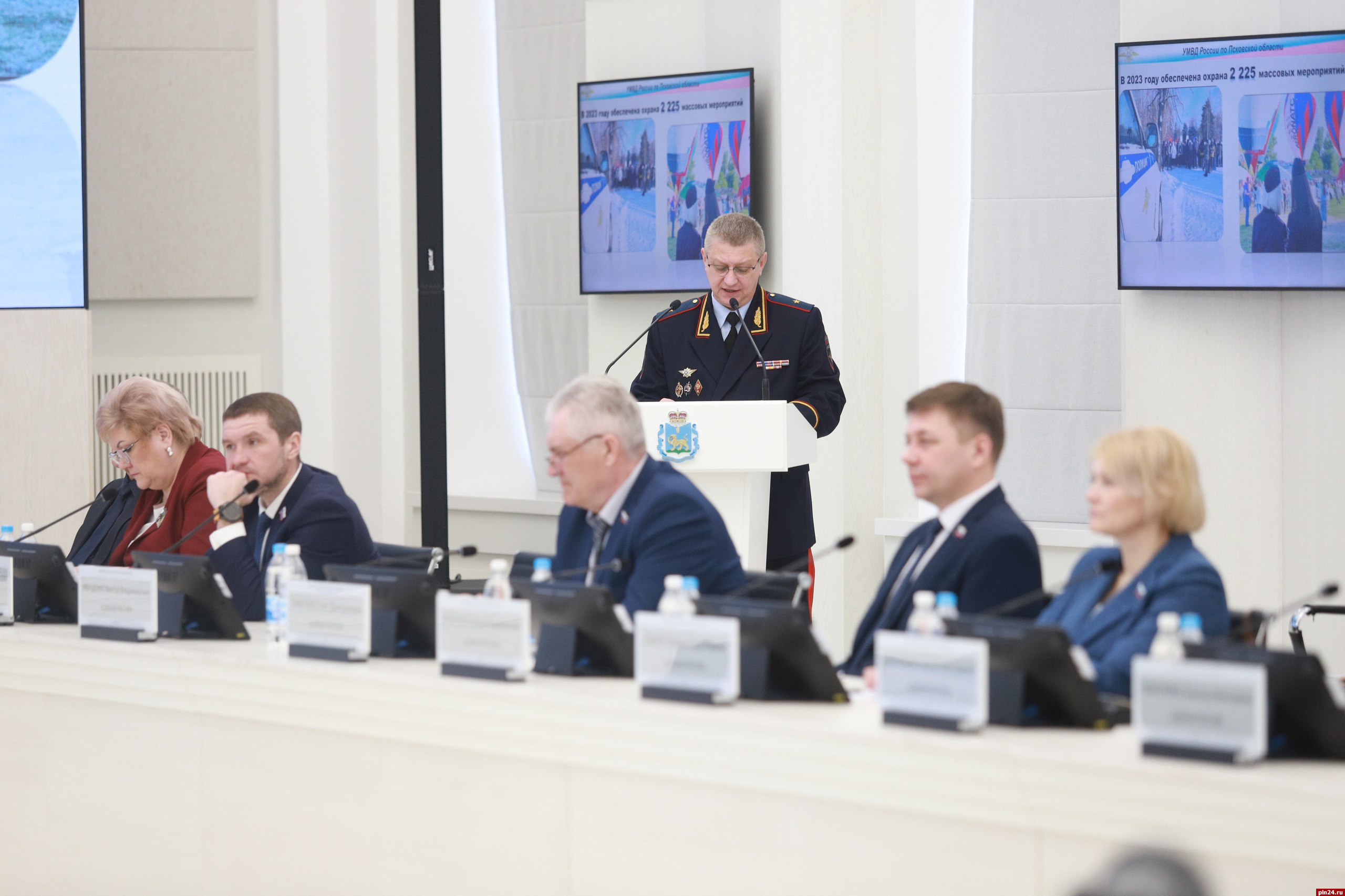 Рост преступности отмечен в Псковской области за счет кибермошенников 