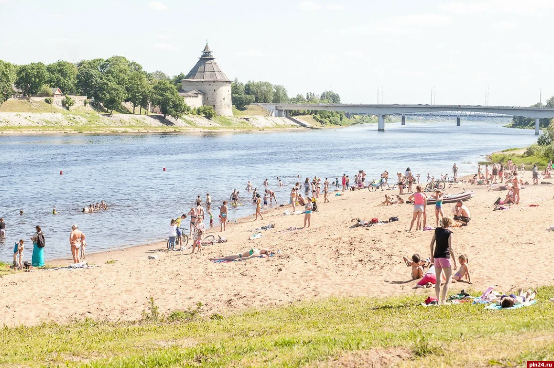 На семь градусов выше нормы: аномально жаркое лето в России приведет к природным катаклизмам
