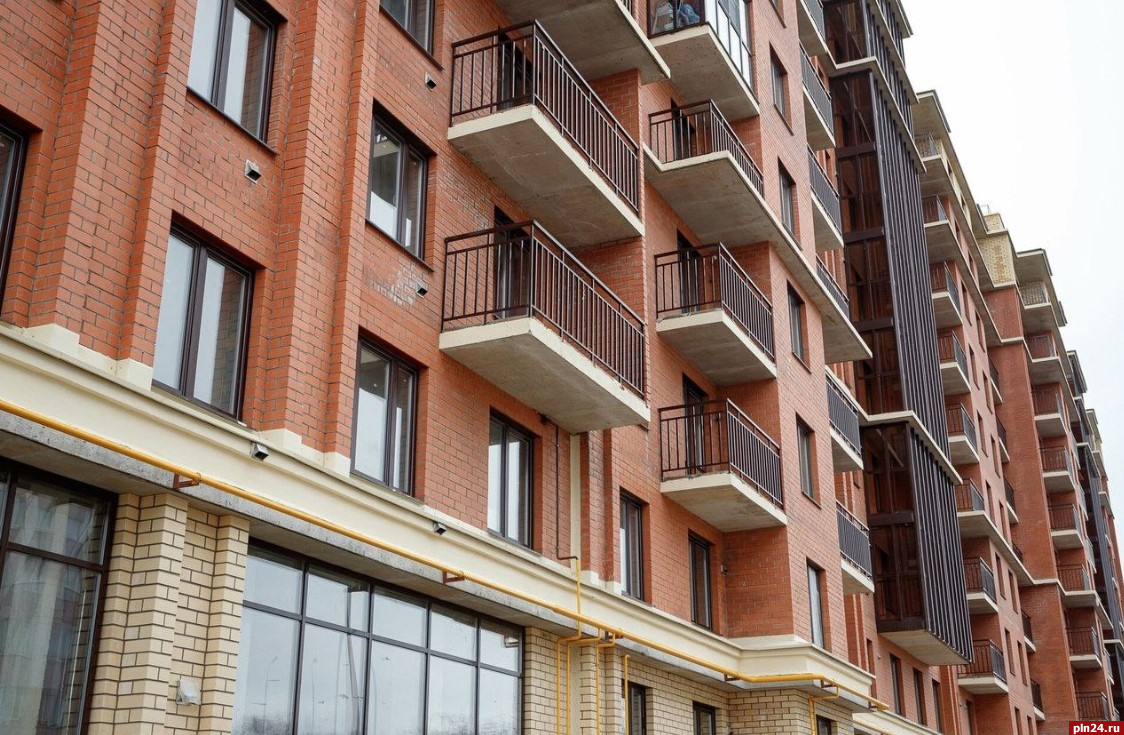 Среднюю рыночную стоимость 1 квадратного метра жилья установили в Псковской области