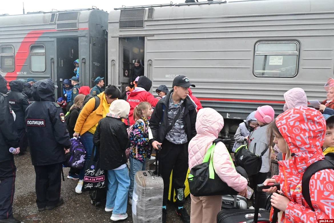 Более 400 детей из Белгородской области приехали в Великие Луки