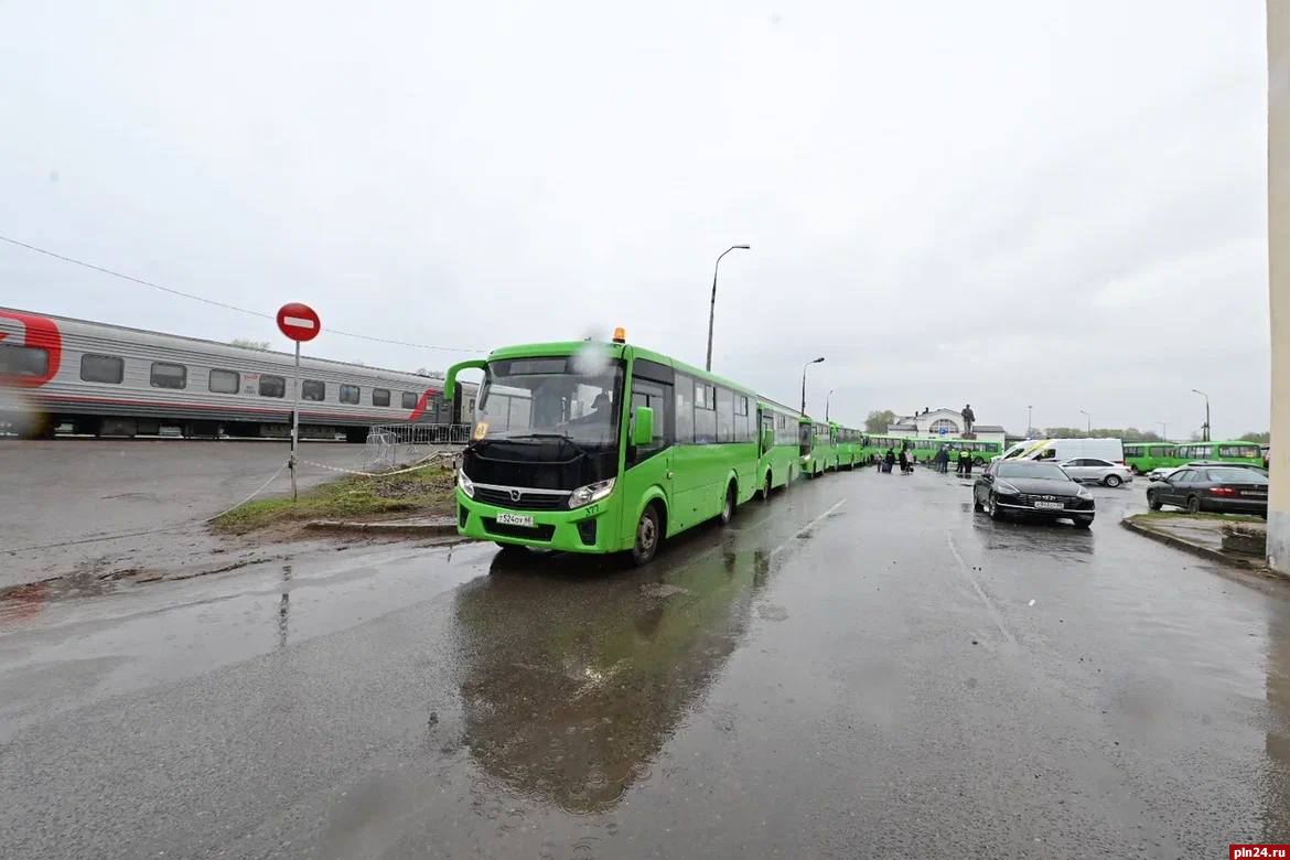 Более 400 детей из Белгородской области приехали в Великие Луки |  13.04.2024 | Псков - БезФормата