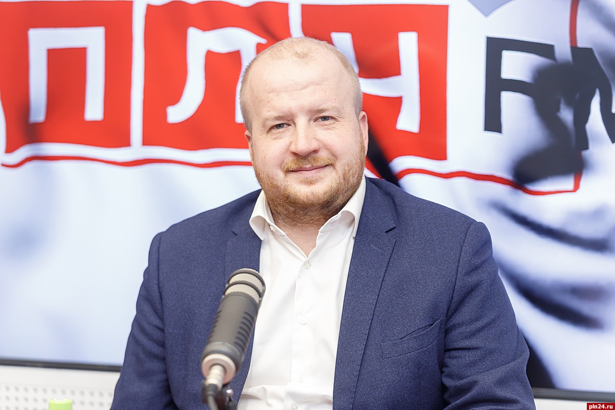 Александр Грацкий написал заявление об увольнении и уже не работает в администрации Пскова - Борис Елкин