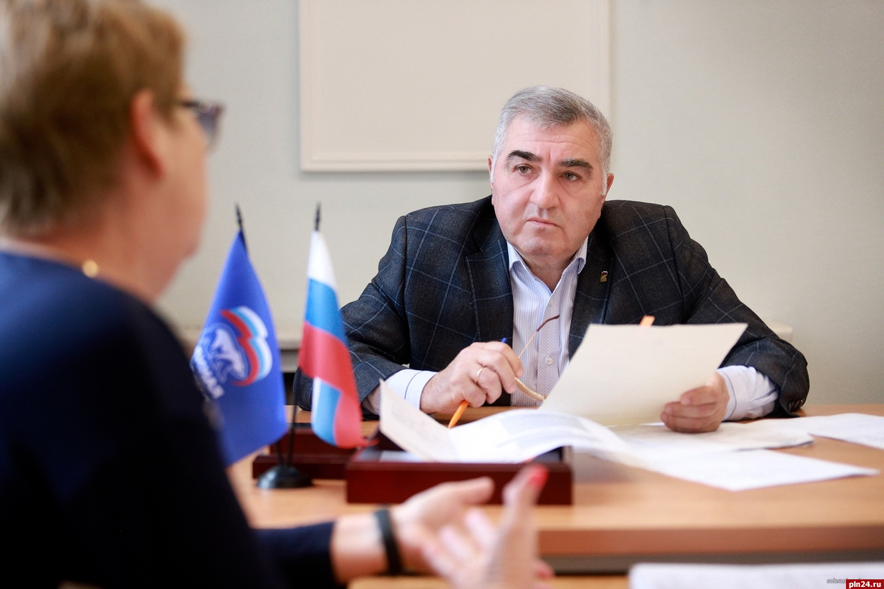 «Боль всей Родины» выслушал на приёме граждан Армен Мнацаканян