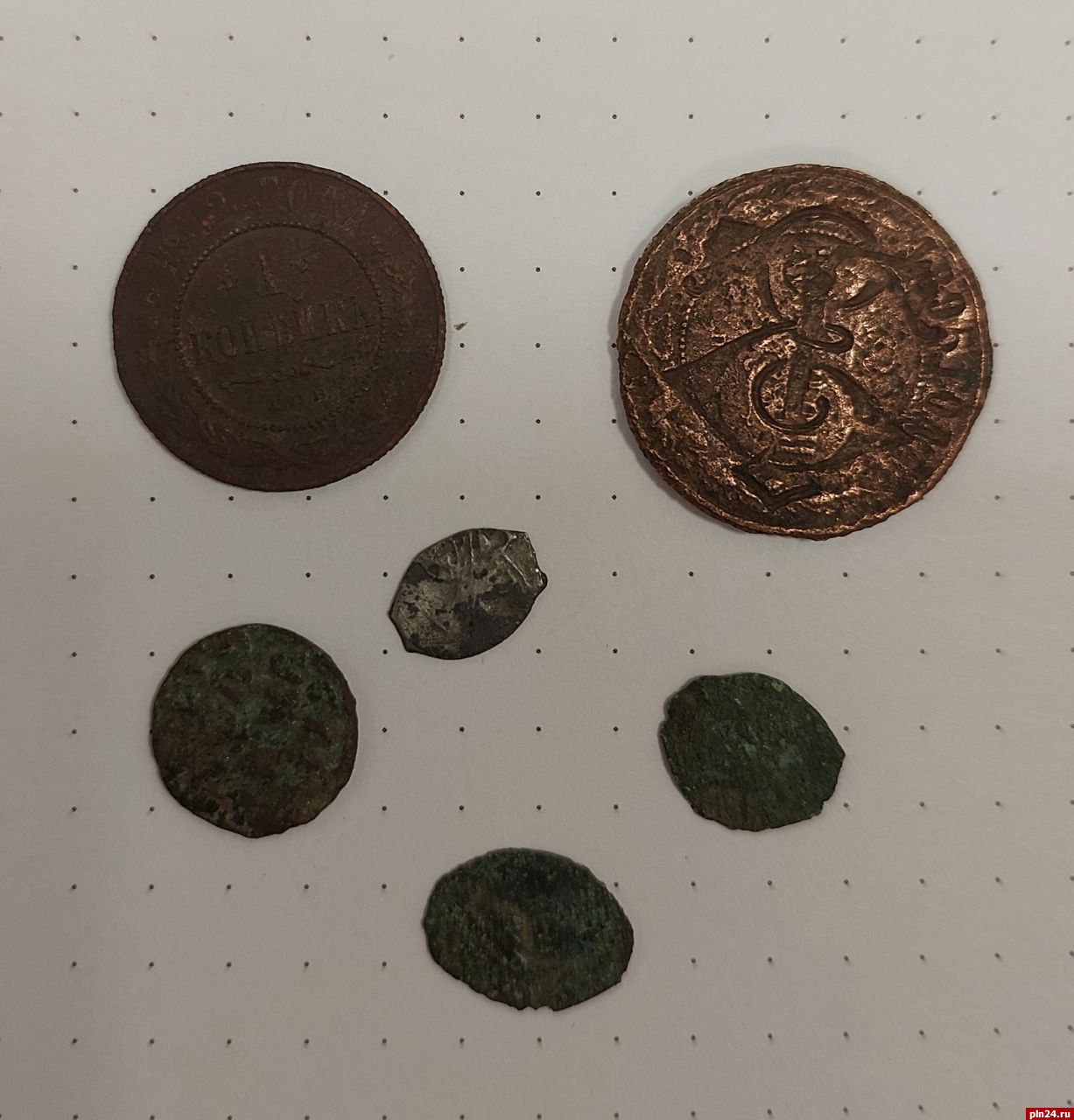 Старинные монеты обнаружили при реставрации церкви Святого Лазаря в Печорах