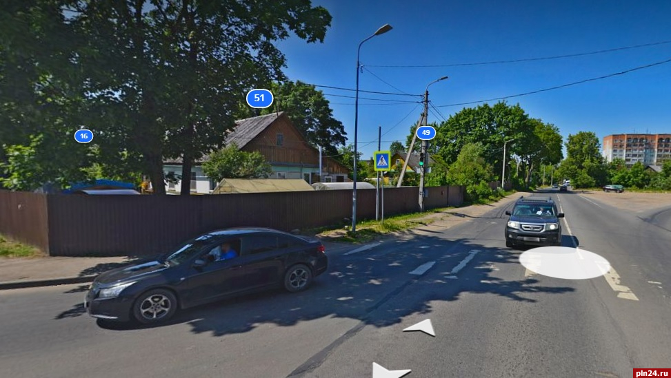На одном из перекрестков улицы Толстого в Пскове изменится разметка