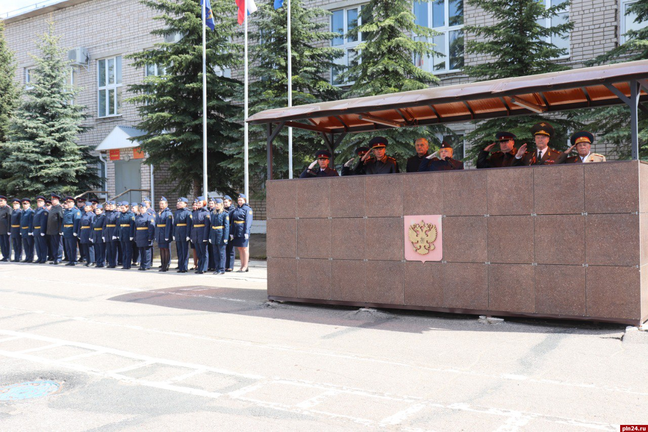 Память погибших при исполнении служебного долга почтили в Псковском филиале Университета ФСИН
