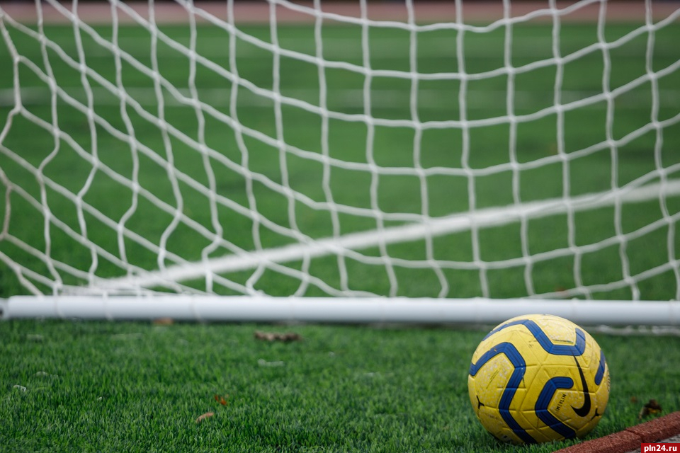 Соревнования среди смешанных футбольных команд стартуют в Пскове