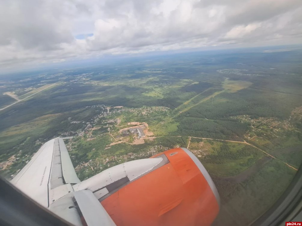 Вылет самолета из Москвы в Псков задерживается