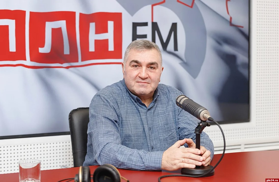 Вице-спикер регионального парламента Армен Мнацаканян отмечает 60-летие