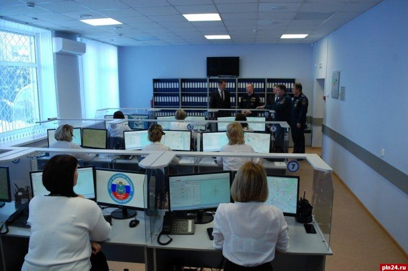 Почти 42 тысячи звонков поступило в систему «112» в Псковской области в апреле
