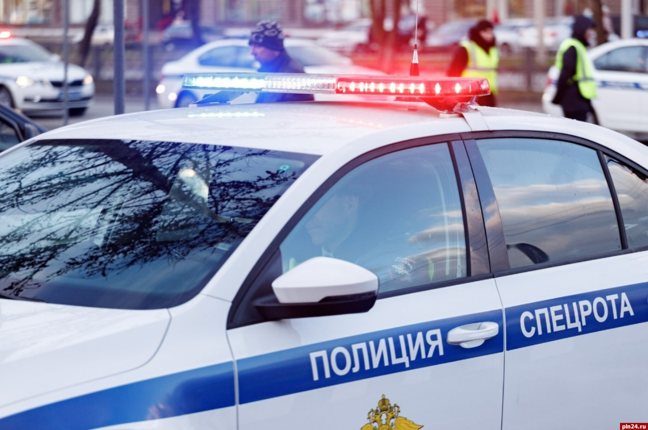 Массовые проверки водителей проводит Госавтоинспекция в Псковской области