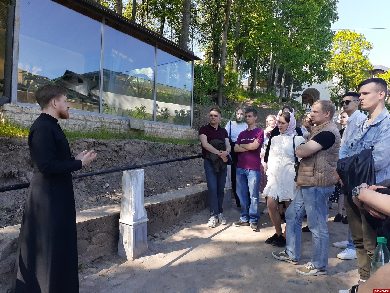 Курсанты вузов ФСИН России посетили Псково-Печерский монастырь
