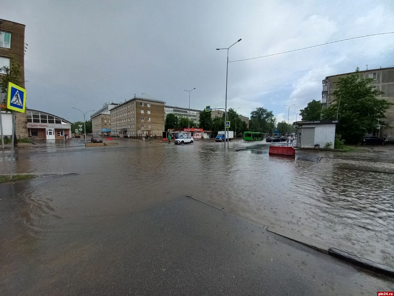 Вода металлист