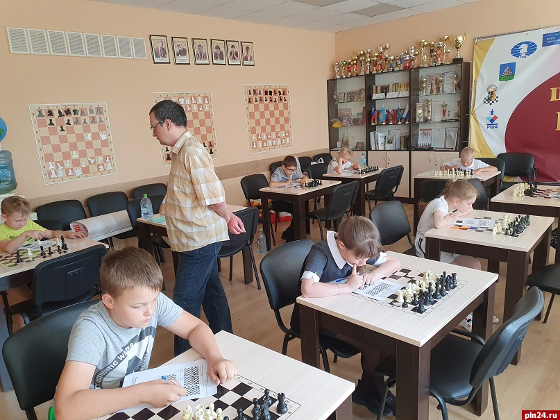 Финал областной школьной Олимпиады по шахматам состоялся в Опочке