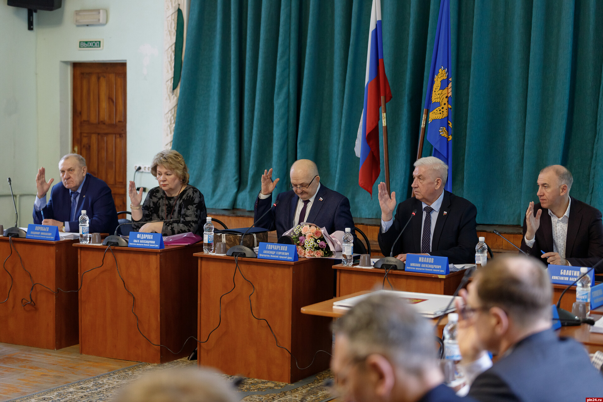 Отчет председателя и назначение выборов депутата по округу №5 рассмотрят на сессии Псковской гордумы