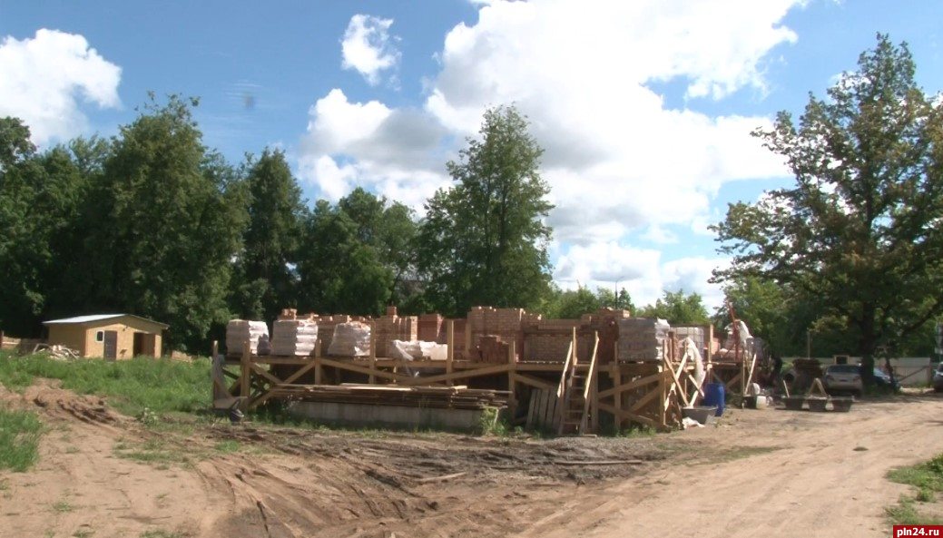 Николай Козловский: Храм Успения Пресвятой Богородицы в Великих Луках будет иметь военное направление