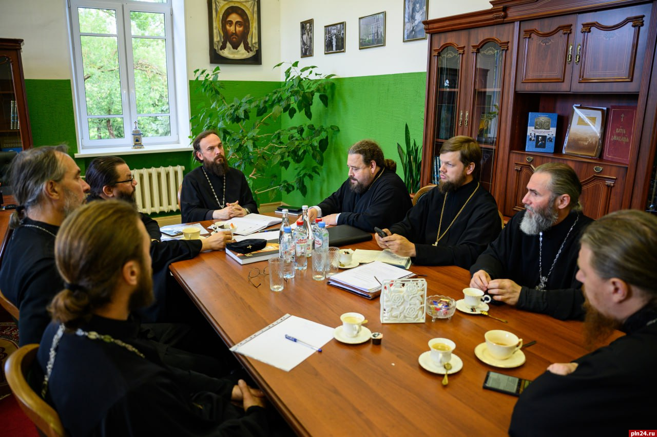 Православное педагогическое сообщество создадут в Псковской епархии