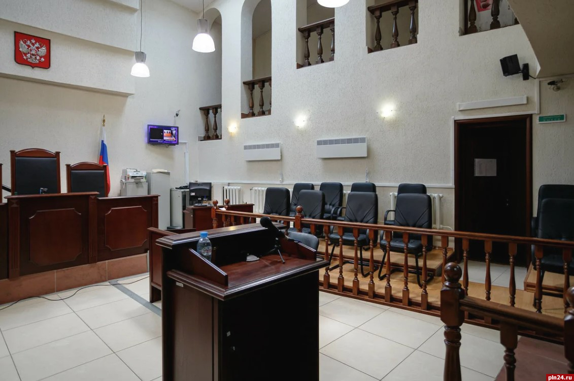 Псковский областной суд оставил обвиняемого в попытке диверсии под стражей