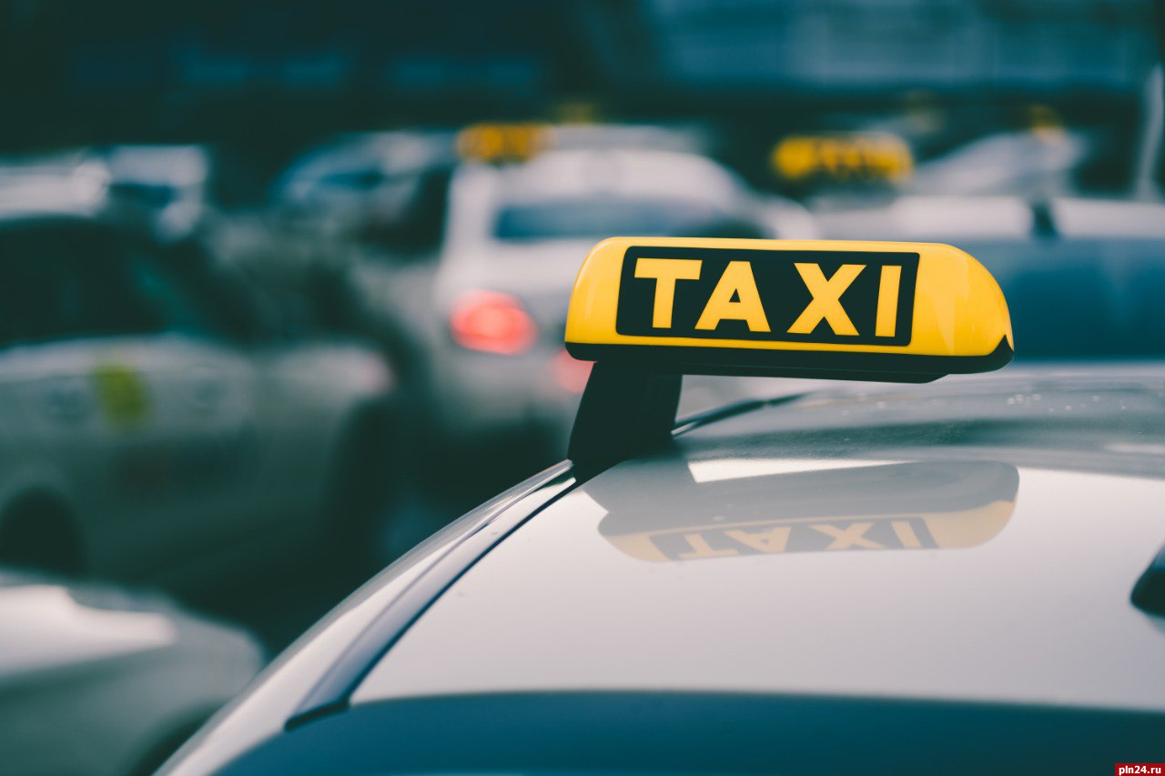 Таксисты просят отложить оформление полиса ОСГОП до 2028 года